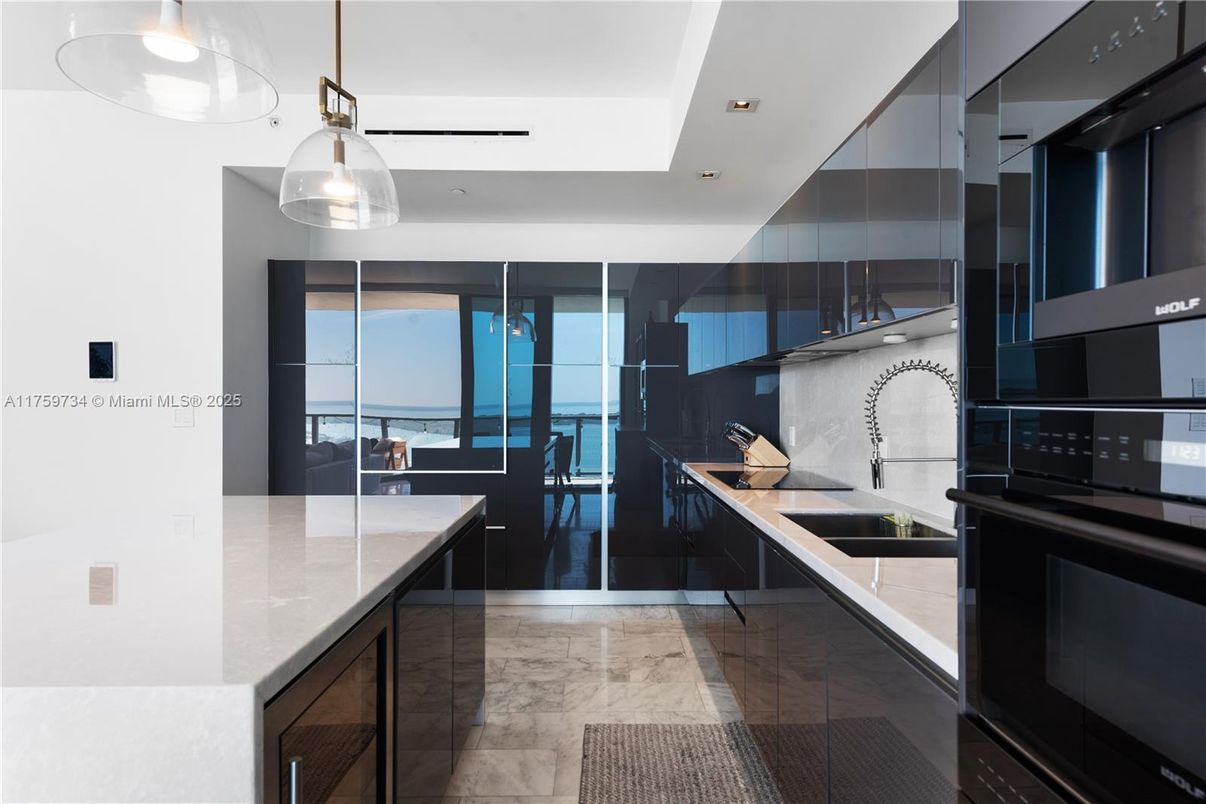 Interior, Kitchen, Pendant Lights, Recessed Lighting, Water