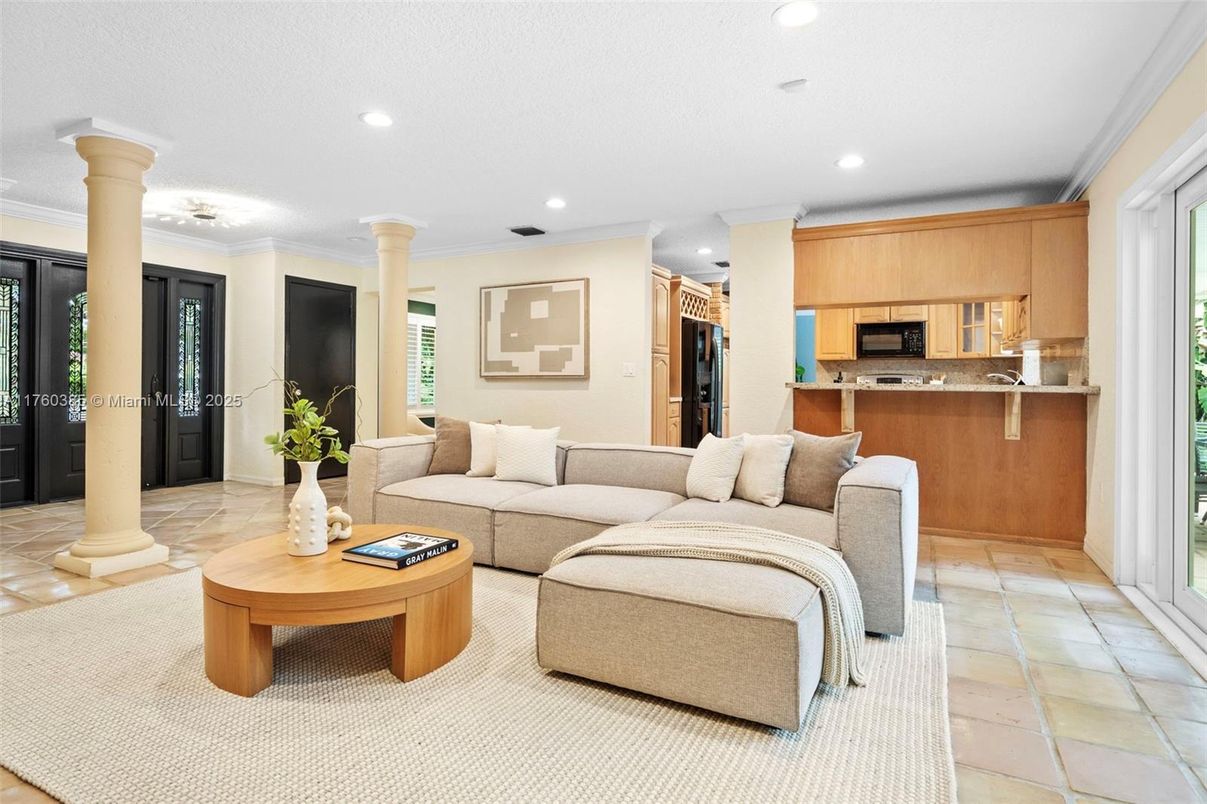 Interior, Kitchen, Living room, Recessed Lighting