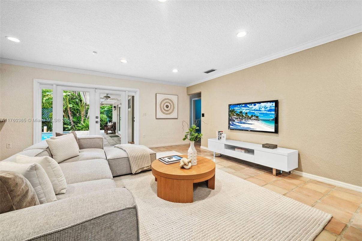 Interior, Living room, Recessed Lighting