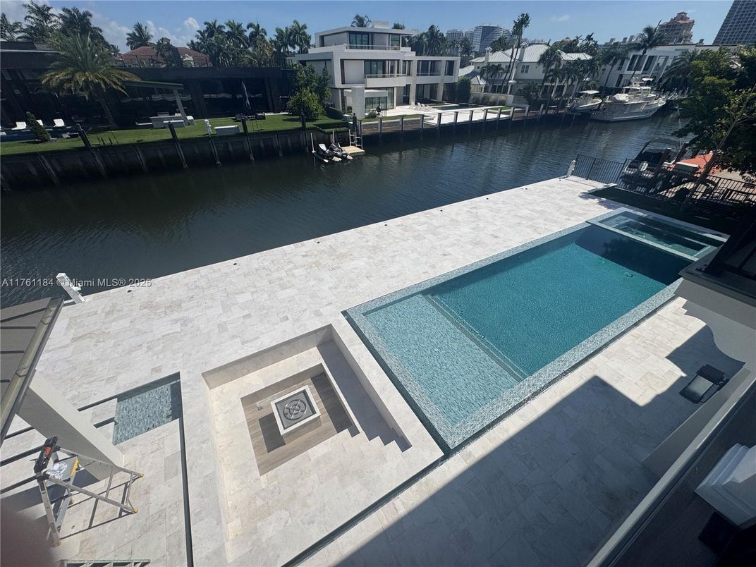 Exterior, Pool, Water