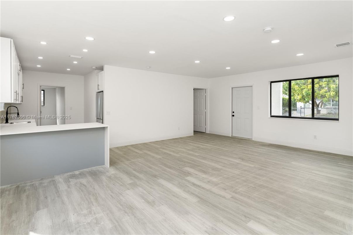 Empty room, Interior, Kitchen, Recessed Lighting, Wood Texture Flooring