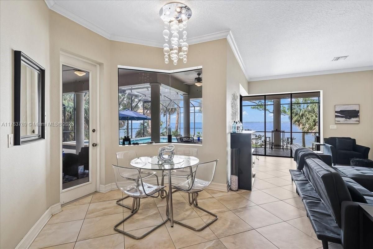 Dining room, Interior, Living room, Water