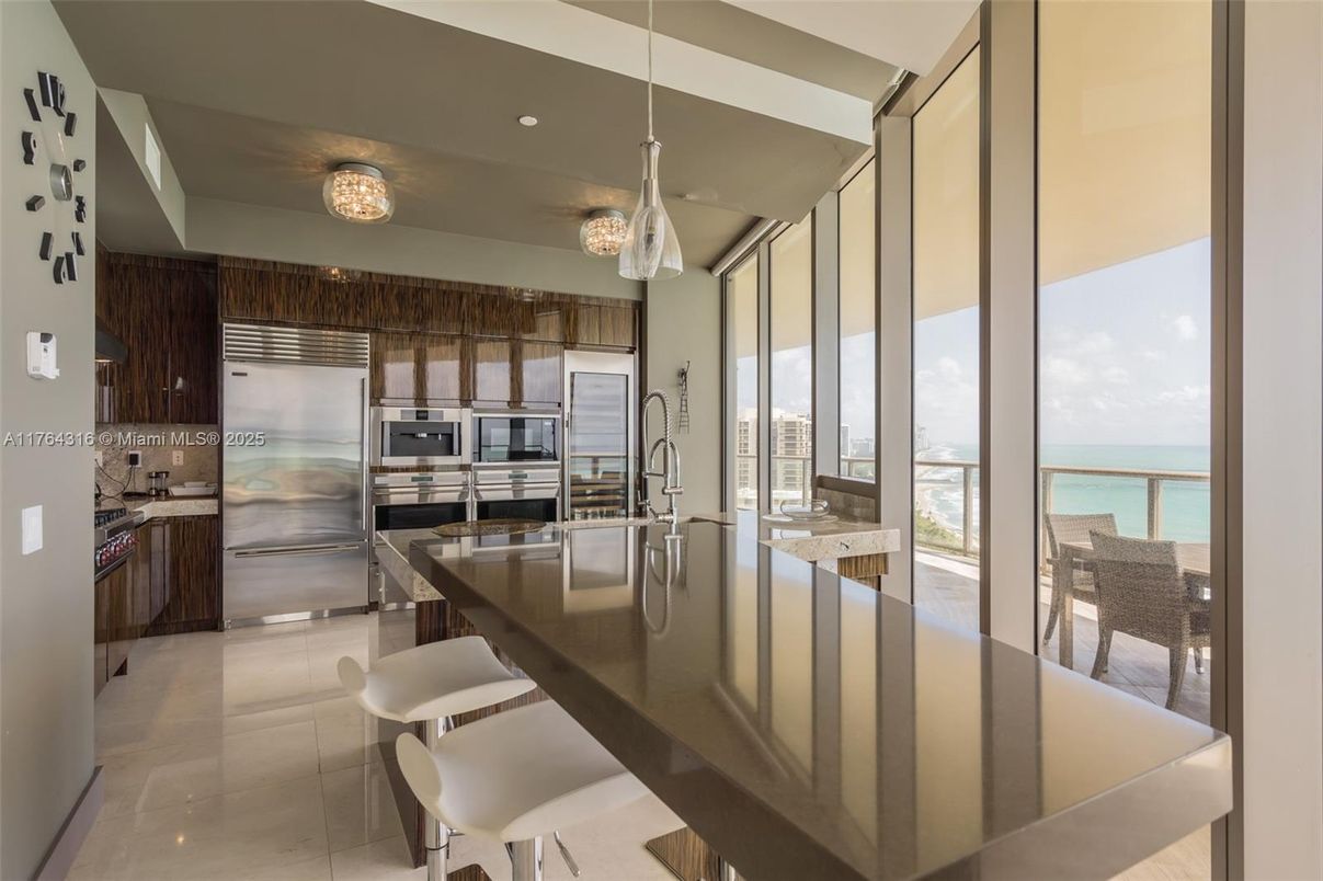 Interior, Kitchen, Pendant Lights, Recessed Lighting, Stainless Steel Appliances, Water