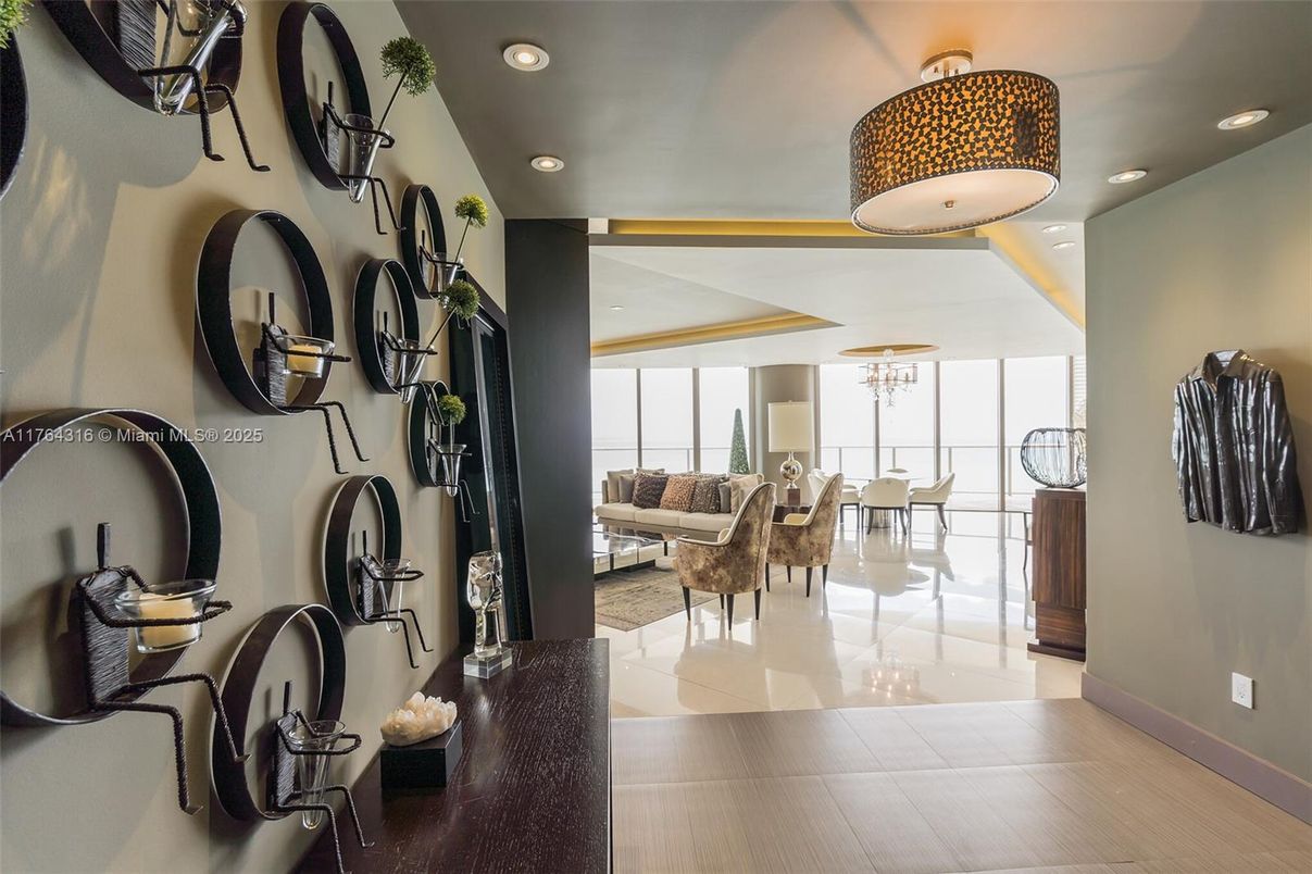 Interior, Living room, Recessed Lighting