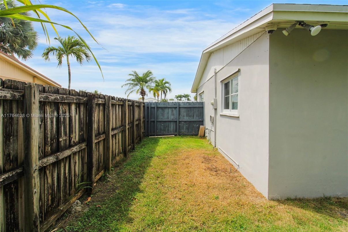 Backyard, Exterior