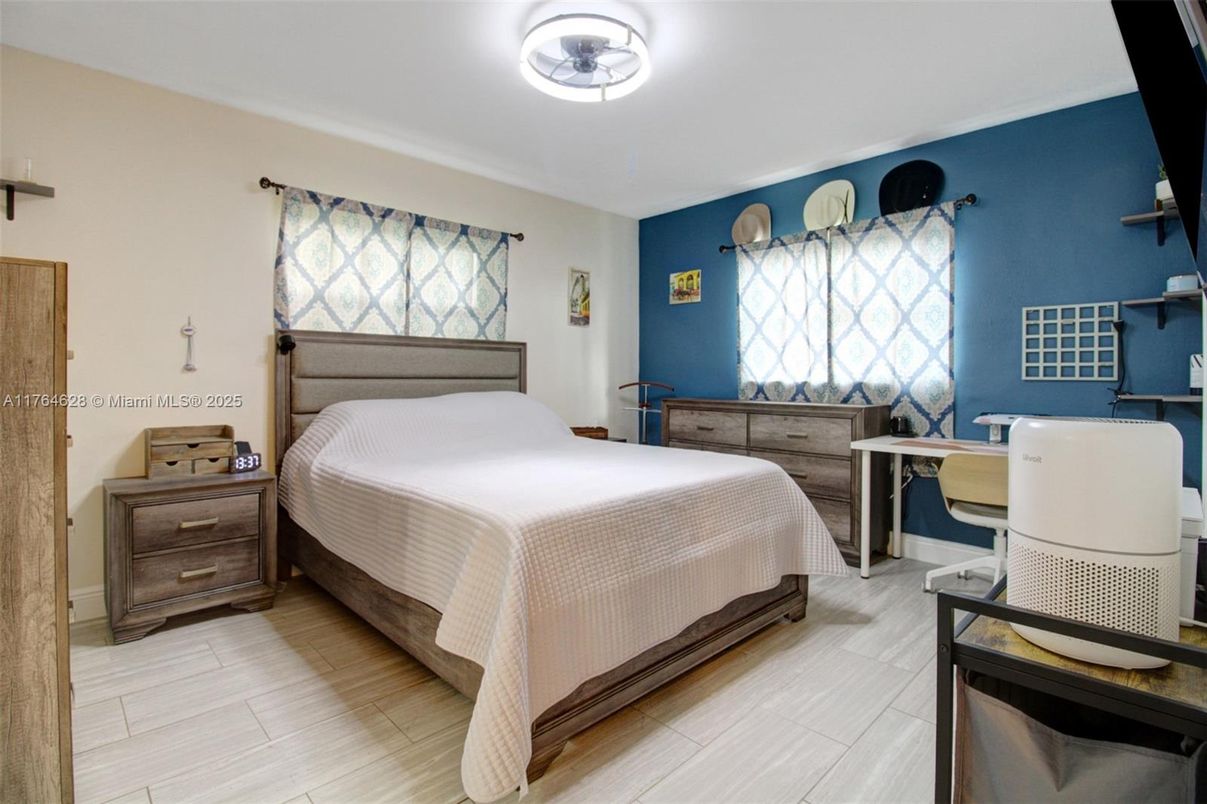 Bedroom, Home Office, Interior, Wood Texture Flooring
