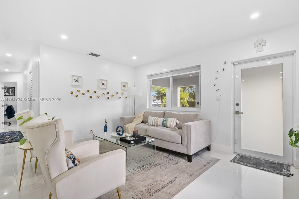 Interior, Living room, Recessed Lighting