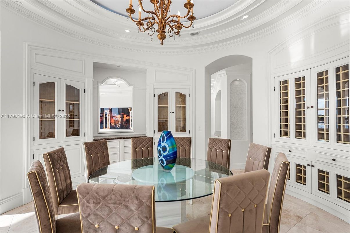 Chandelier, Dining room, Interior, Recessed Lighting