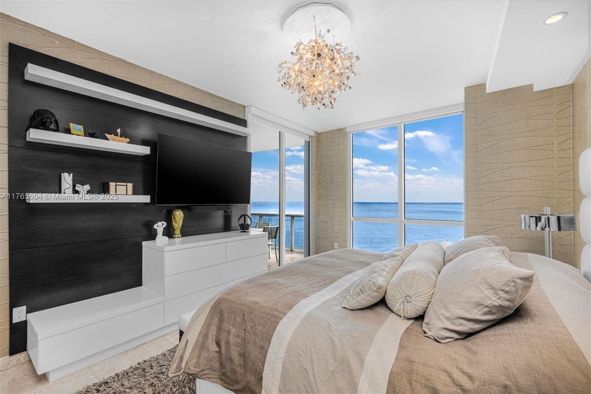 Bedroom, Chandelier, Interior, Recessed Lighting, Water