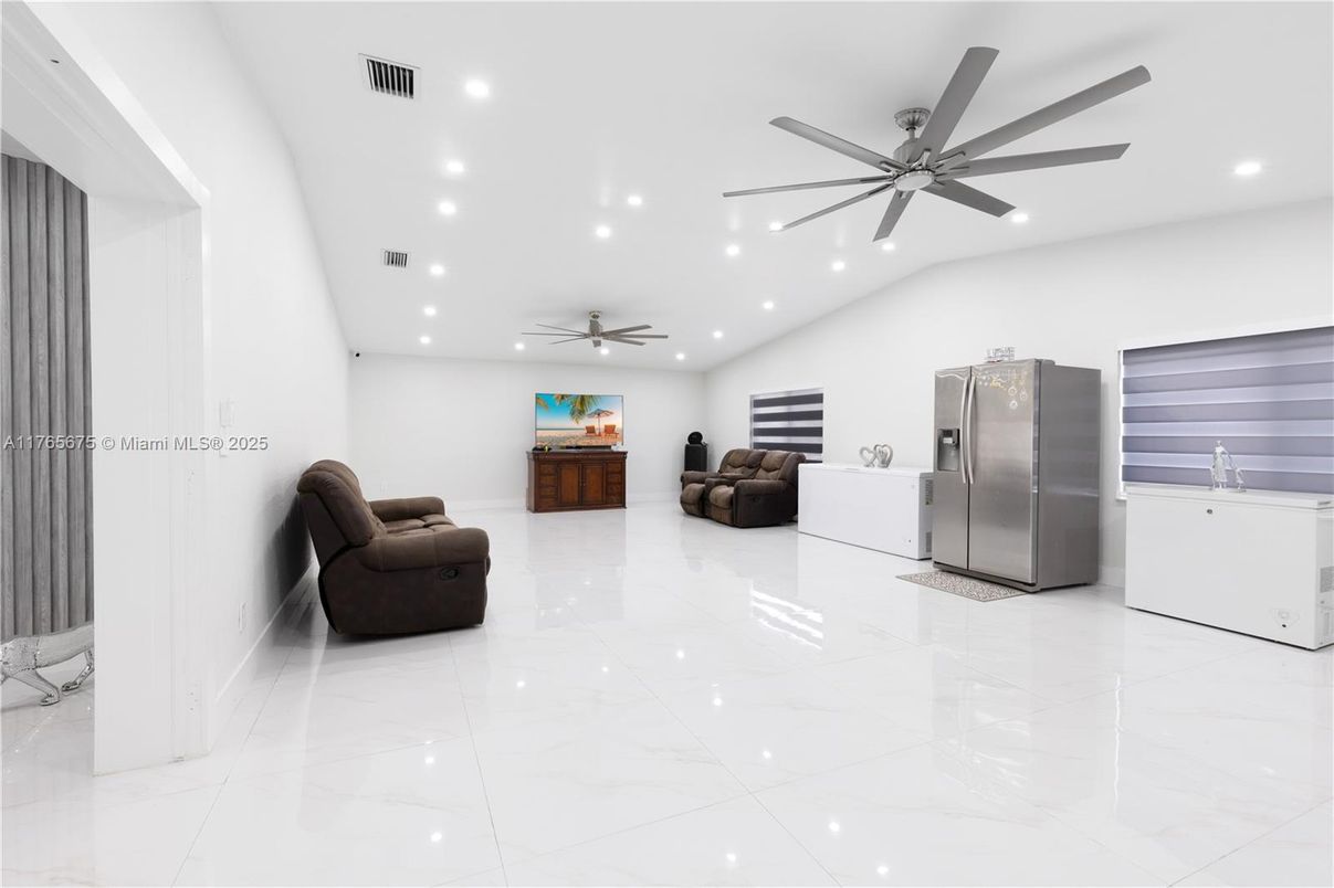 Interior, Recessed Lighting