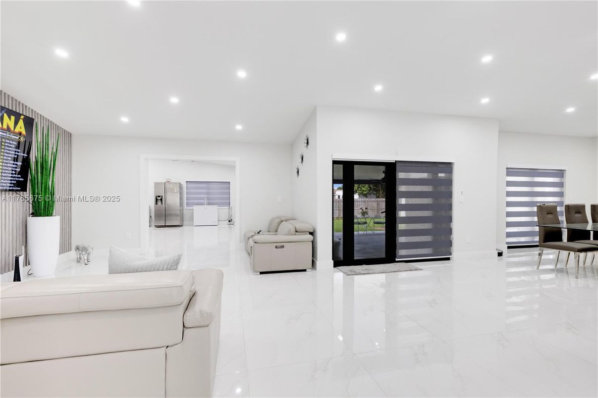 Interior, Marble, Recessed Lighting