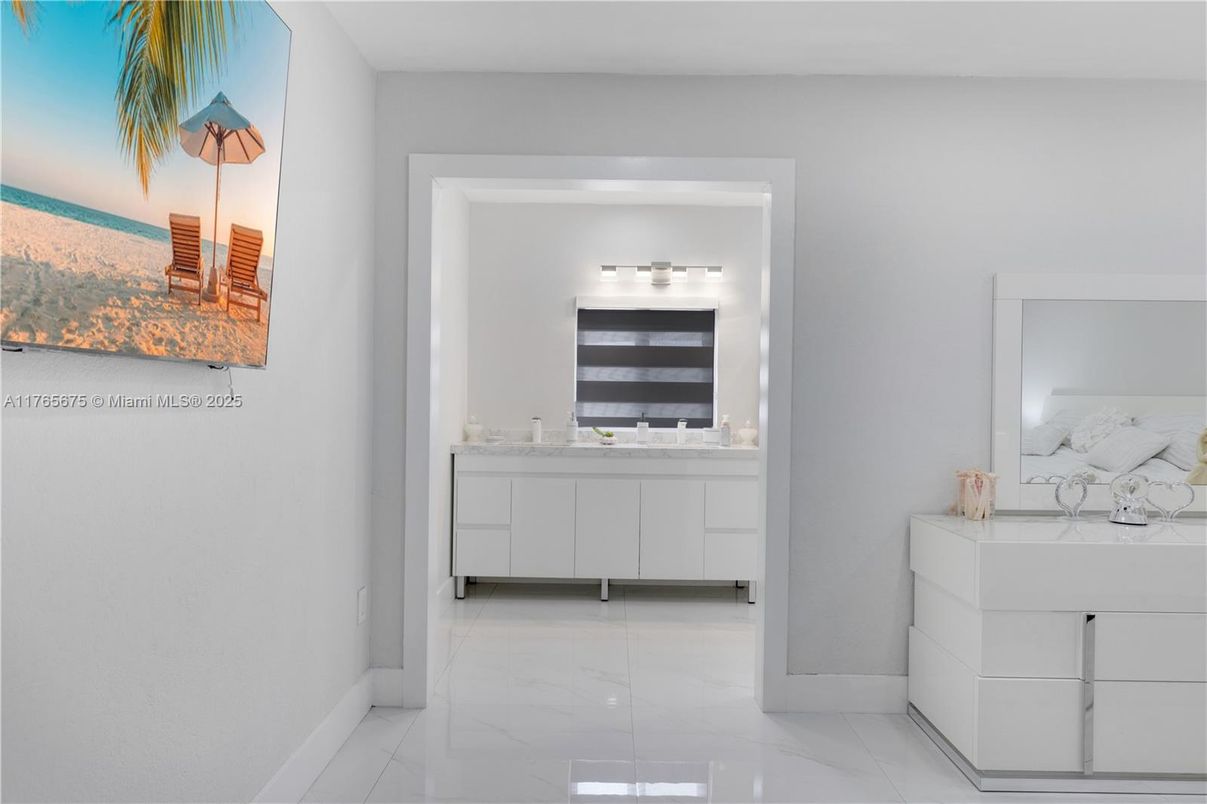 Bathroom, Dual Sink Vanities, Interior, Marble