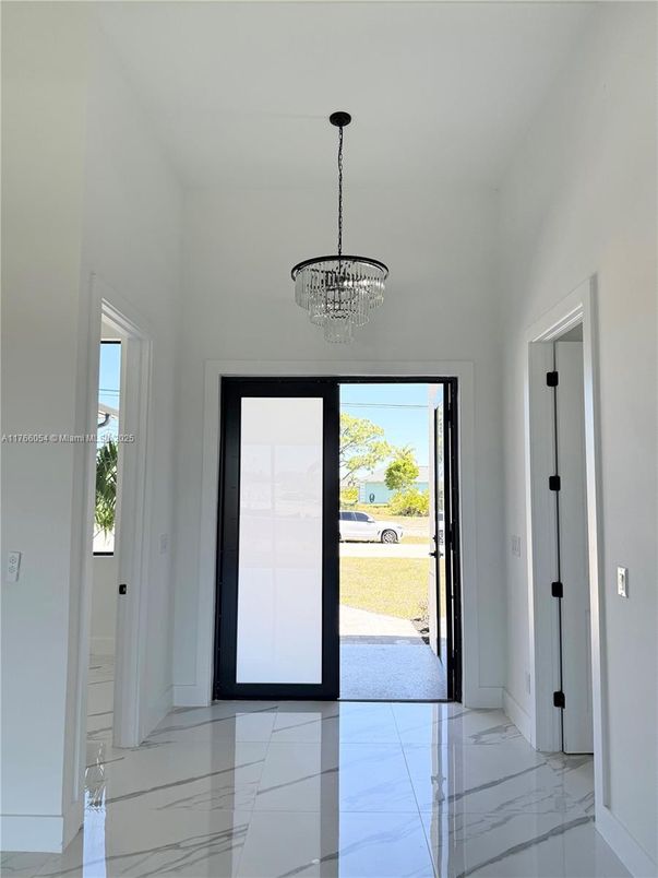 Chandelier, Interior, Marble