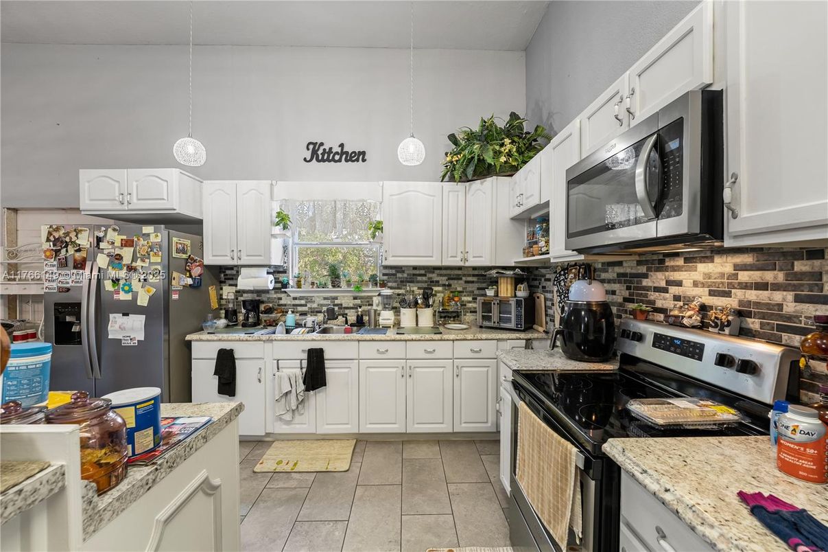 Interior, Kitchen, Pendant Lights