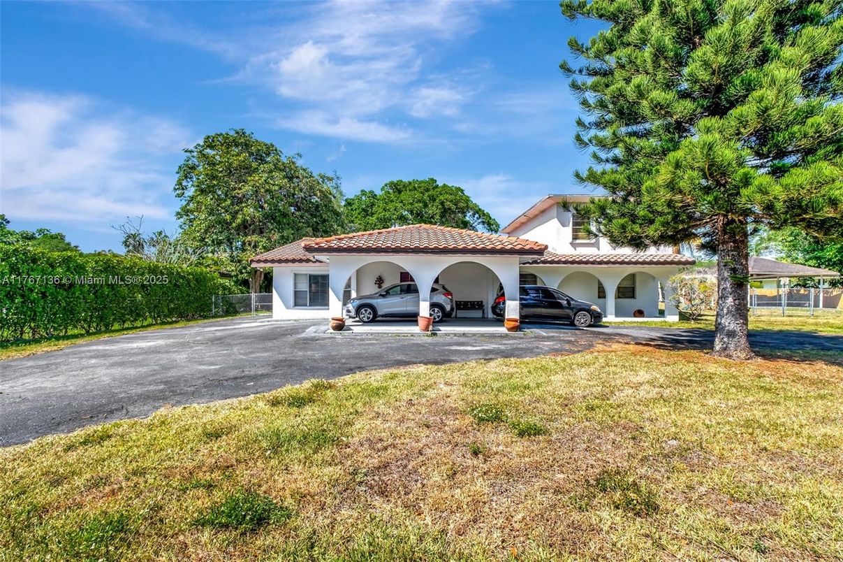 Attached, Backyard, Exterior, Facade, Mediterranean