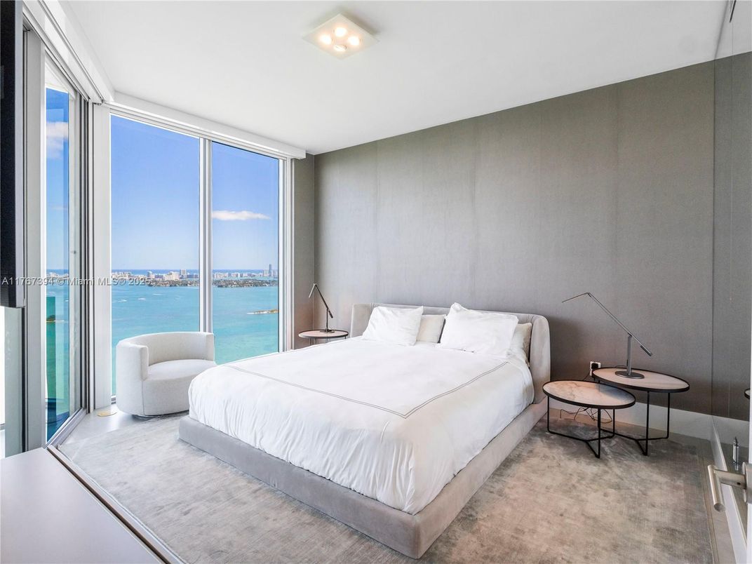 Bedroom, Interior, Water