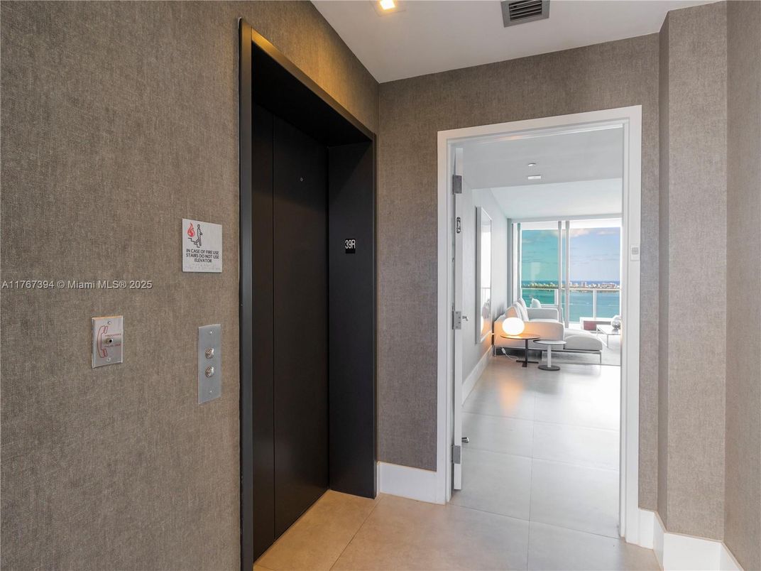Elevator, Interior, Recessed Lighting, Water