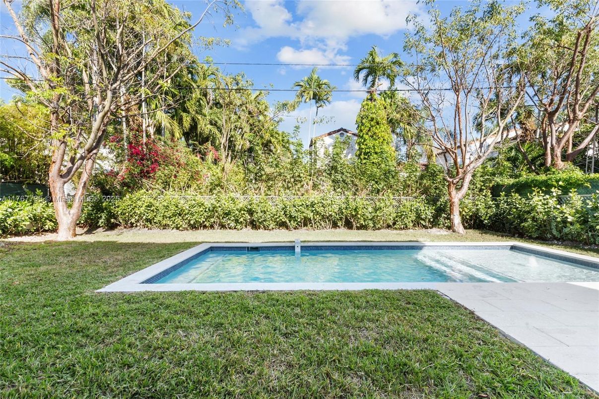 Backyard, Exterior, Pool