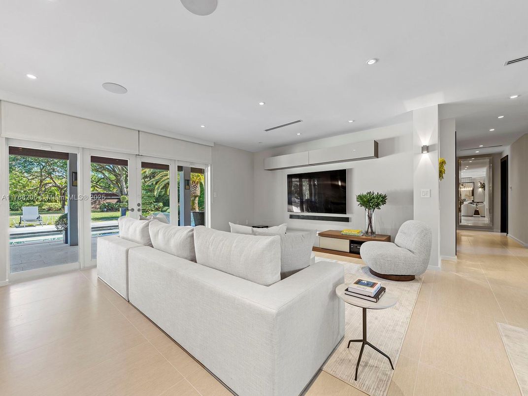 Interior, Living room, Recessed Lighting