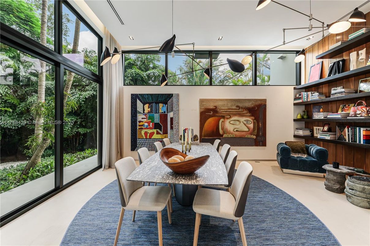 Dining room, Interior, Pendant Lights