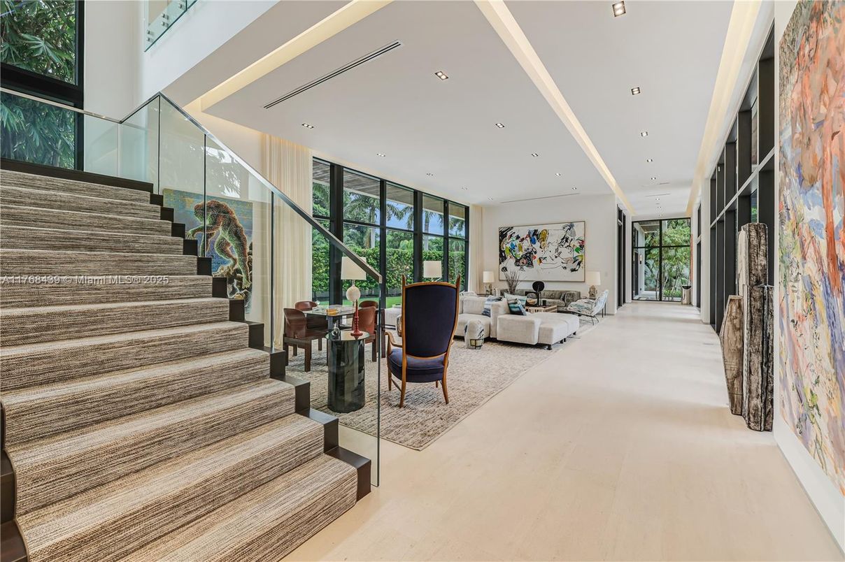 Dining room, Interior, Living room, Recessed Lighting