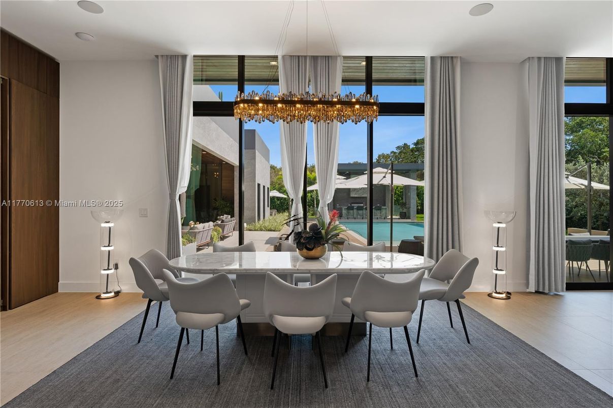 Chandelier, Dining room, Interior, Pendant Lights, Recessed Lighting, Wood Texture Flooring