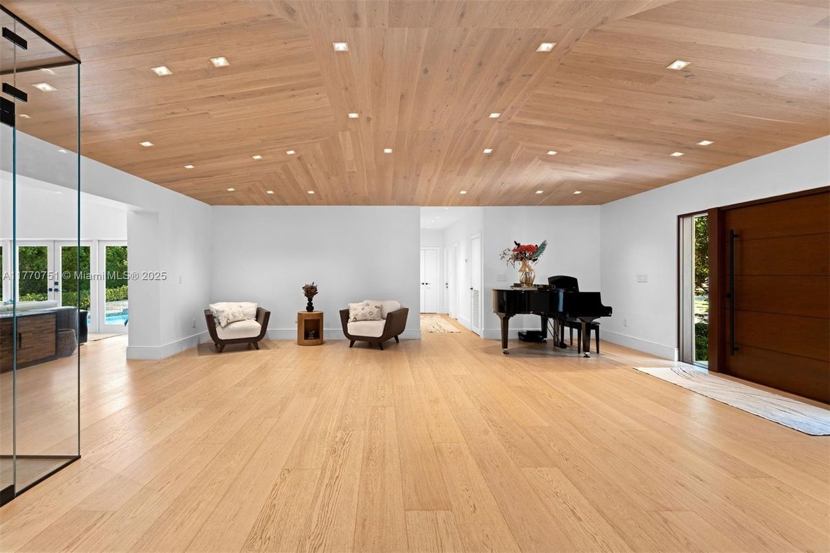 Interior, Piano, Recessed Lighting, Wooden Ceilings, Wood Texture Flooring