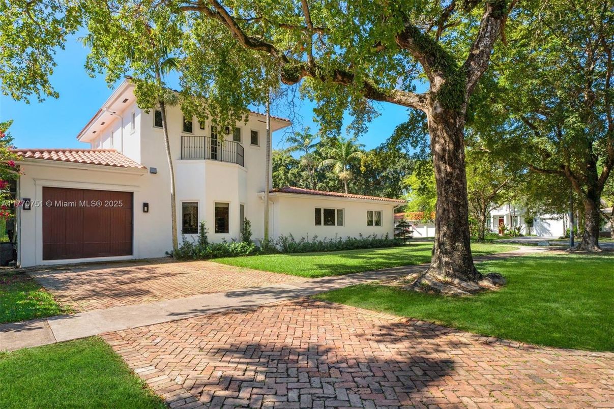 Attached, Backyard, Exterior, Facade, Spanish Mediterranean