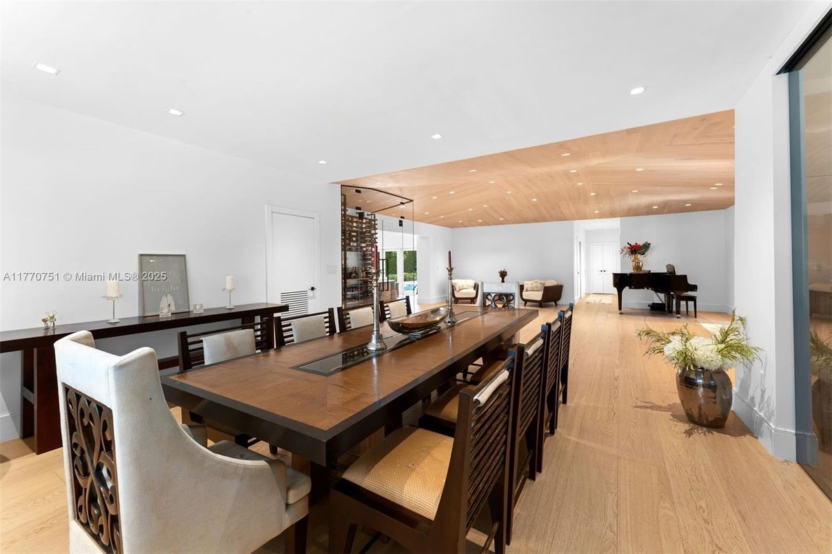 Dining room, Interior, Recessed Lighting, Wooden Ceilings, Wood Texture Flooring