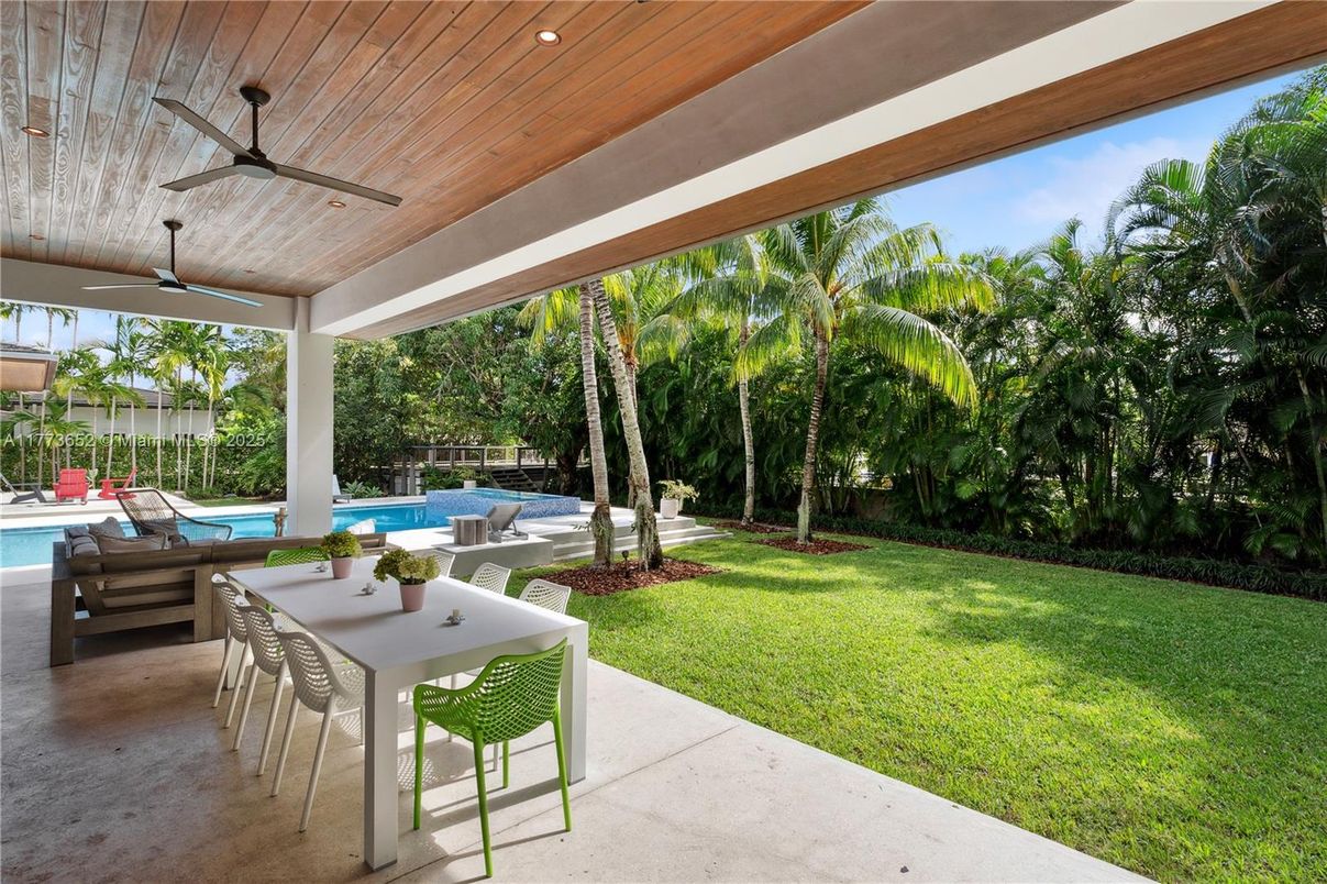 Backyard, Exterior, Pool