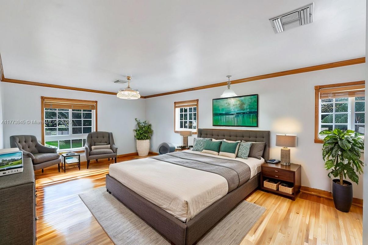 Bedroom, Interior, Pendant Lights, Wood Texture Flooring