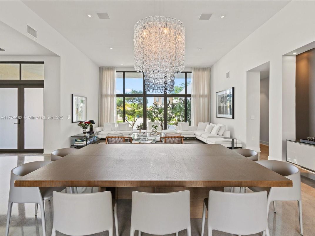 Chandelier, Dining room, Interior, Living room, Recessed Lighting