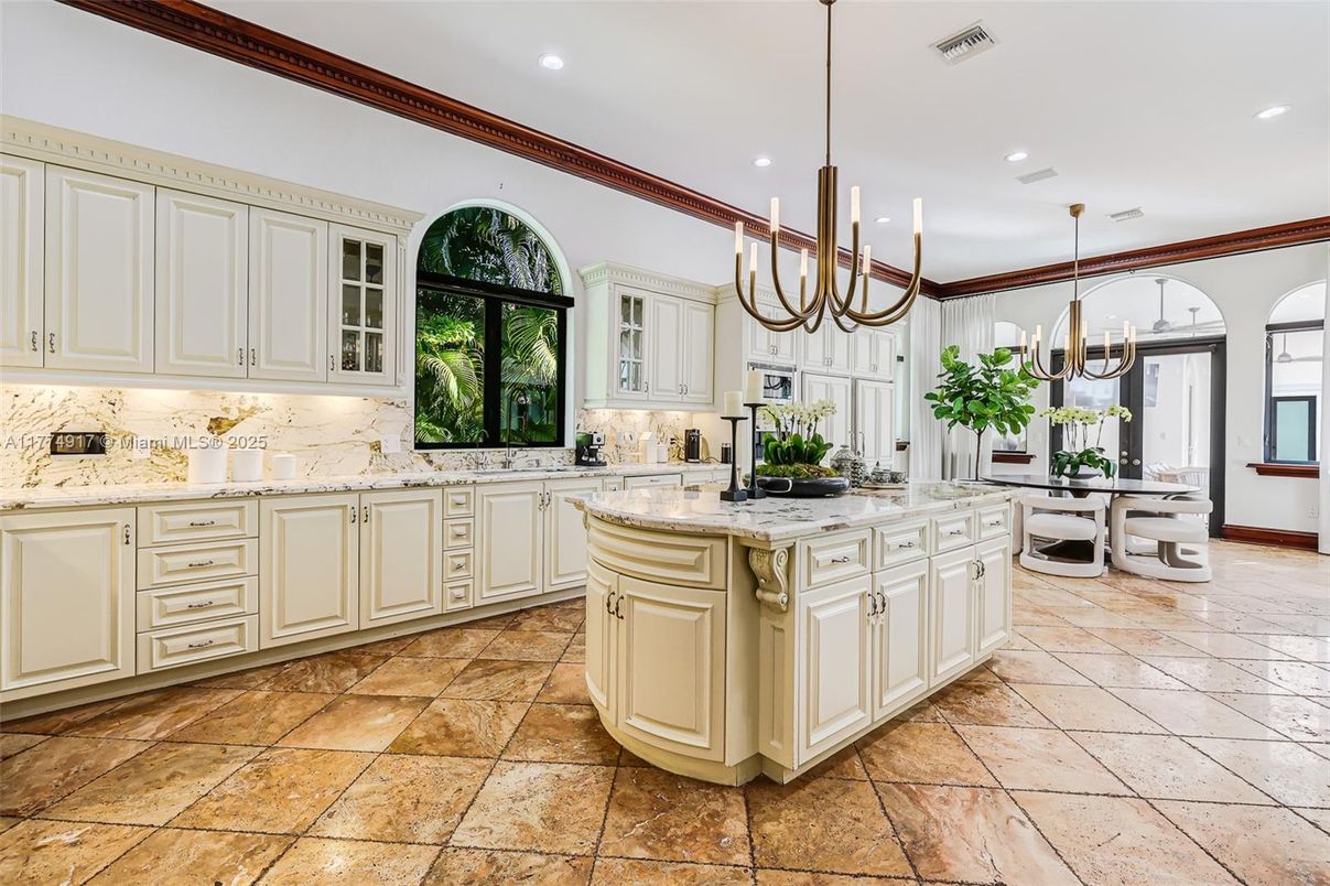 Chandelier, Interior, Kitchen, Pendant Lights, Recessed Lighting
