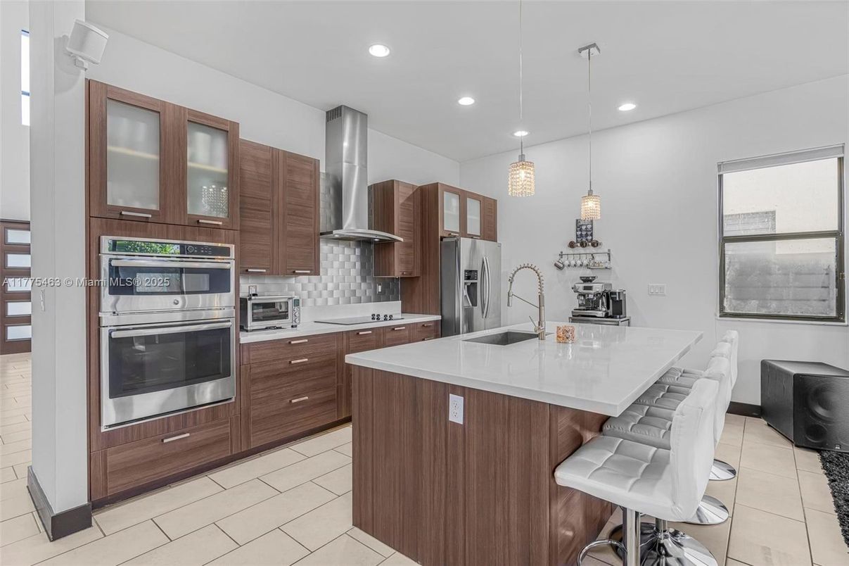 Interior, Kitchen, Pendant Lights, Recessed Lighting, Stainless Steel Appliances