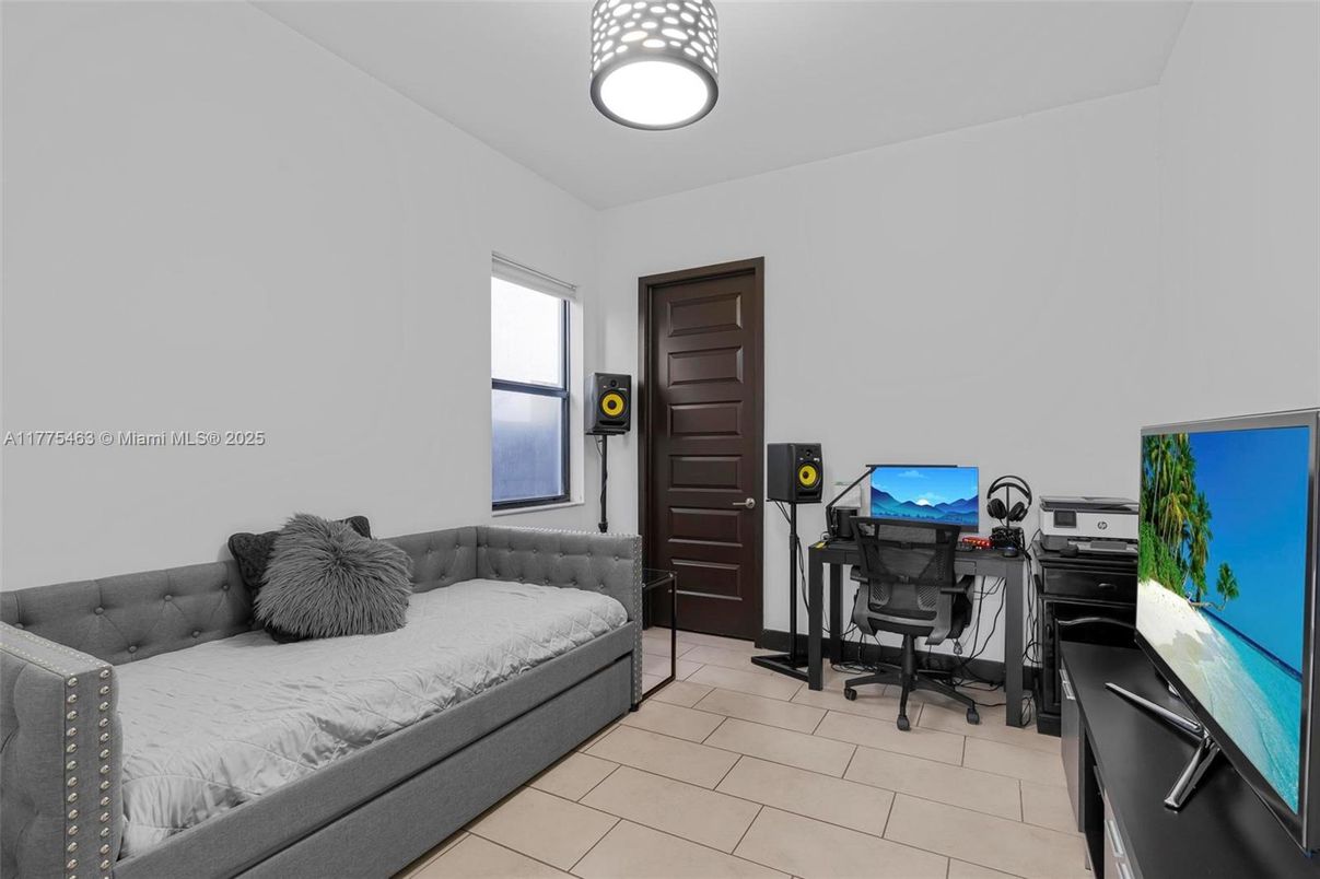 Bedroom, Home Office, Interior