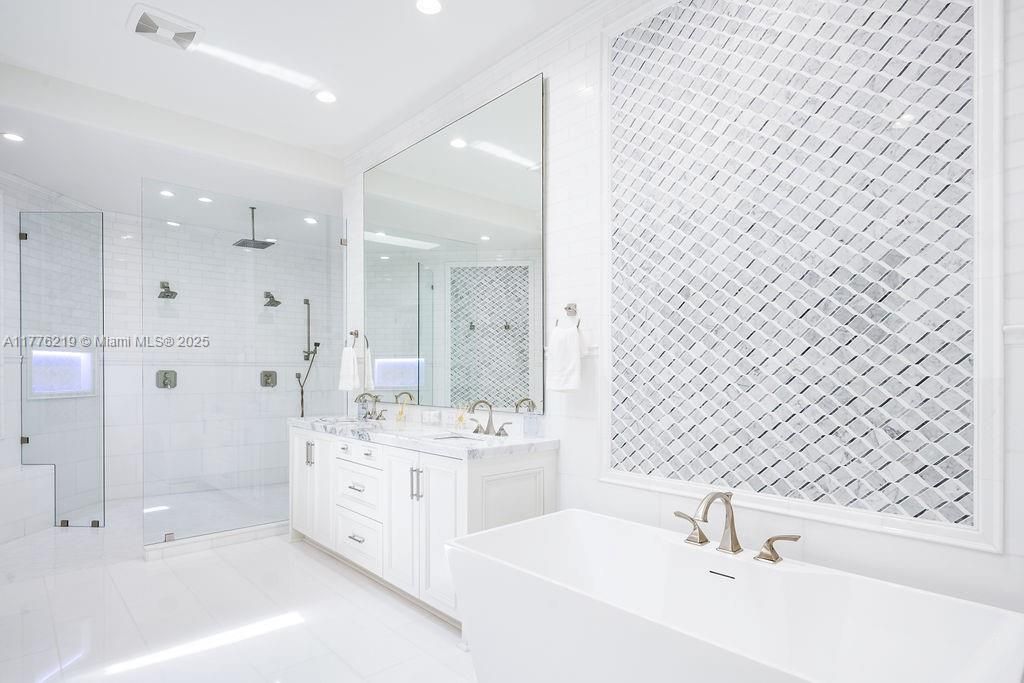 Bathroom, Dual Sink Vanities, Free Standing Baths, Glass Shower, Interior, Recessed Lighting