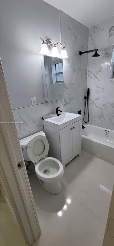 Bathroom, Interior, Marble Walls