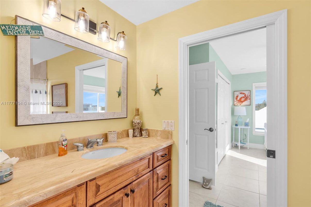 Bathroom, Interior
