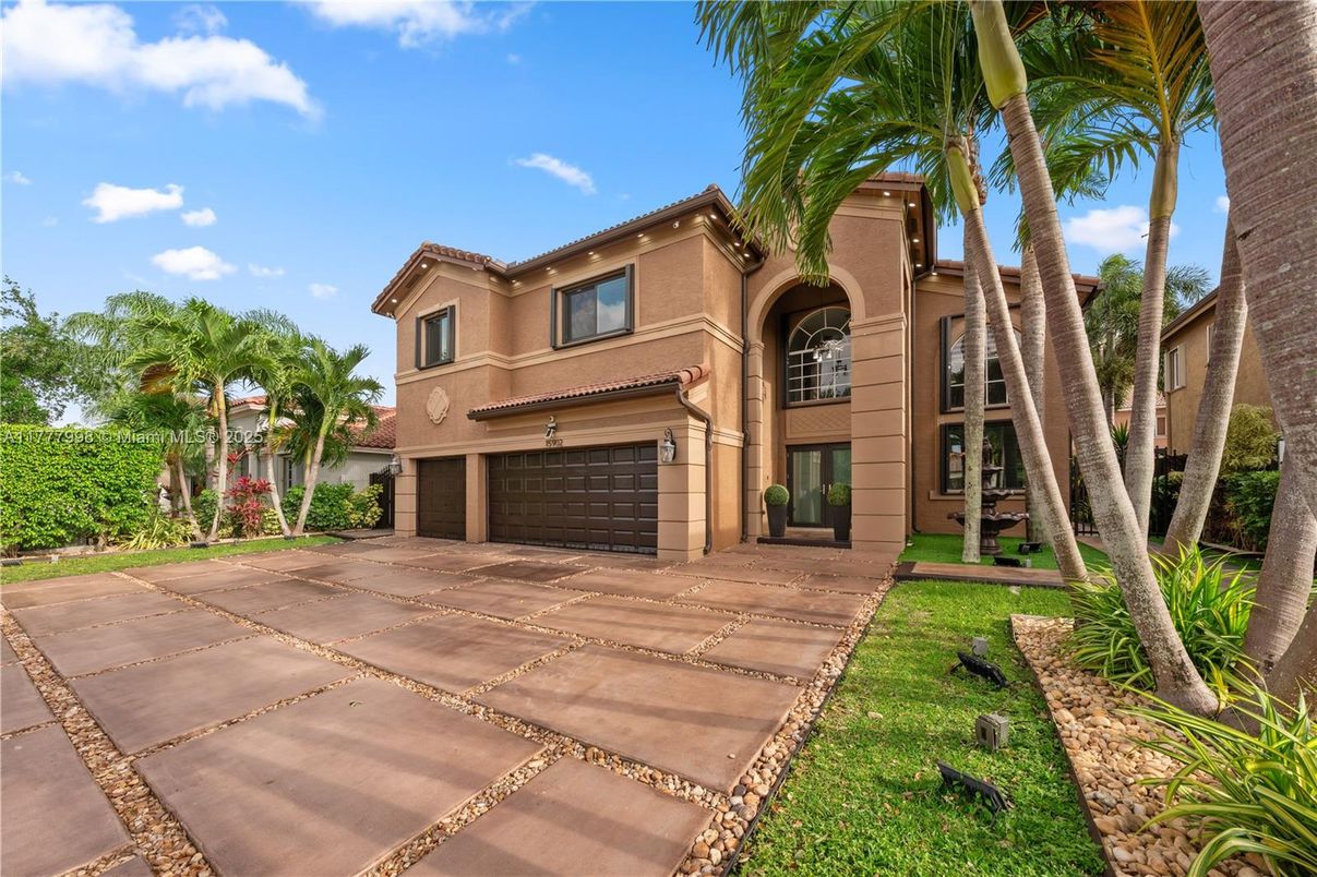 Attached, Backyard, Exterior, Facade, Mediterranean