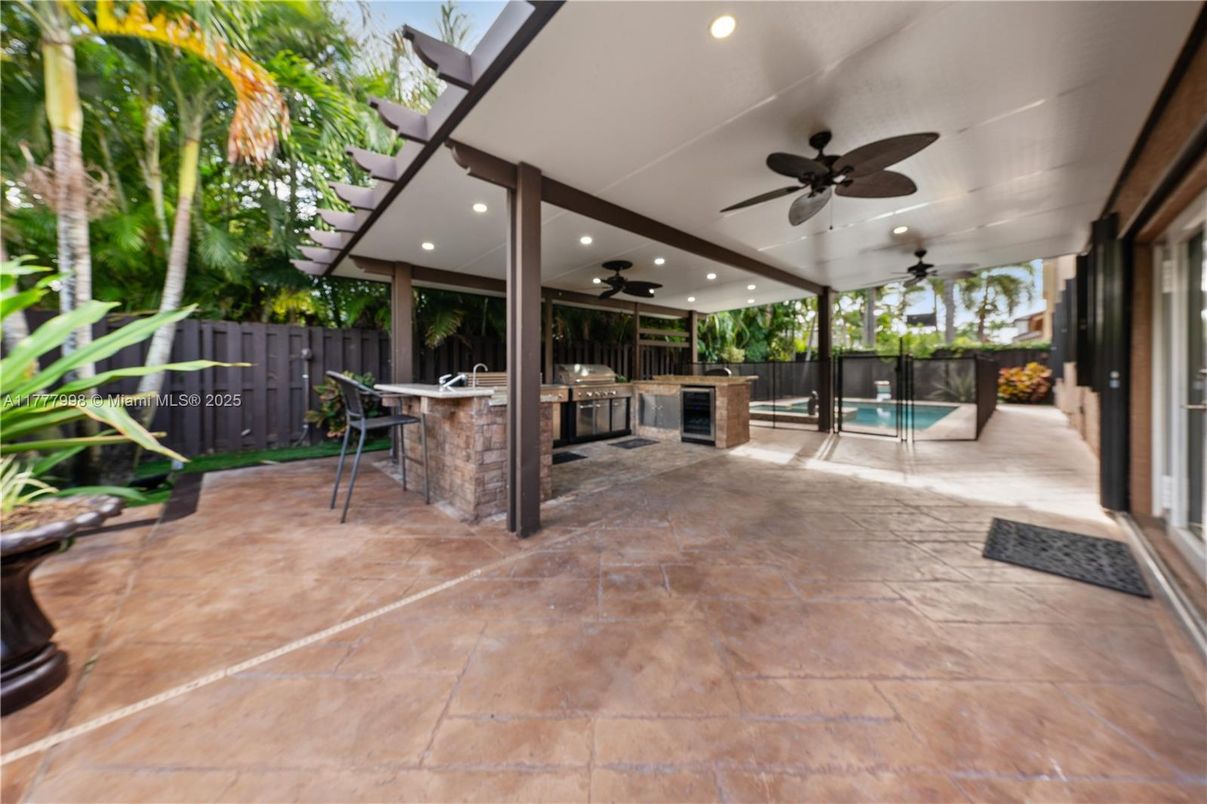 Exterior, Recessed Lighting