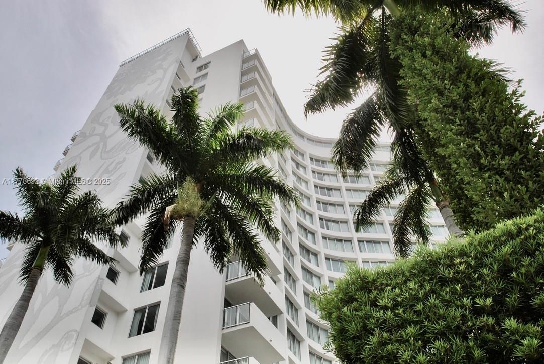 Exterior, Facade, Condo Building