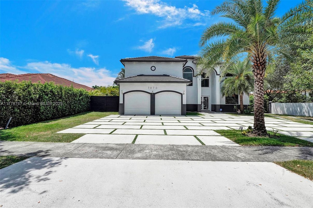 Attached, Backyard, Exterior, Facade, Mediterranean