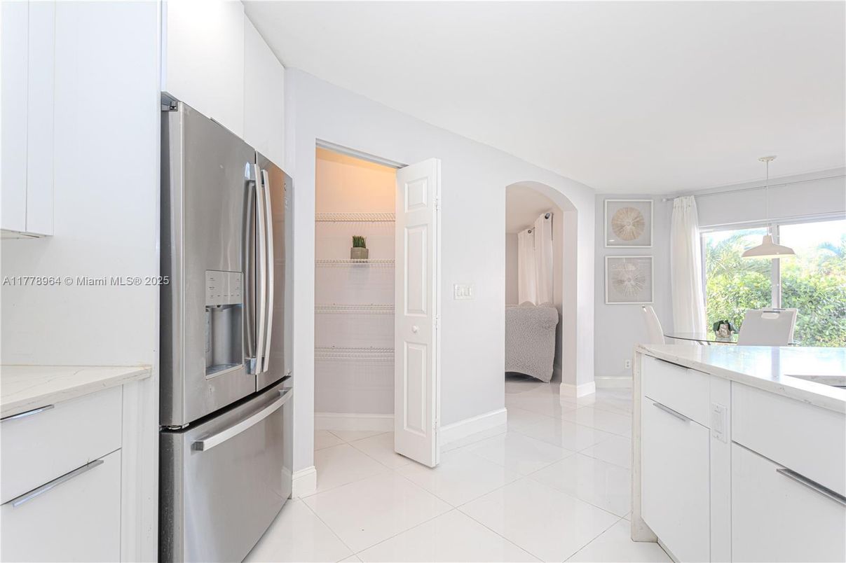 Interior, Kitchen, Pendant Lights