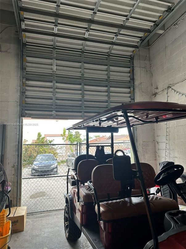 Garage, Interior
