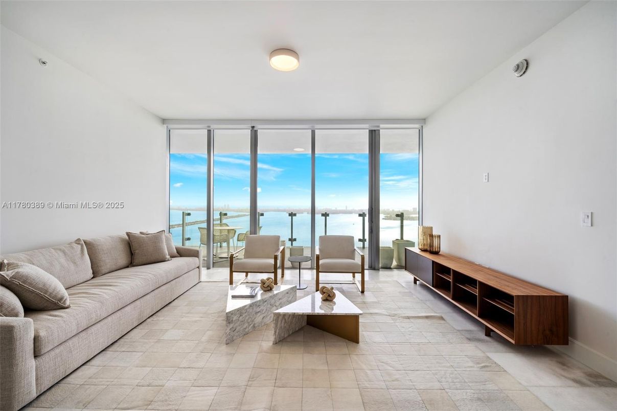 Interior, Living room, Water