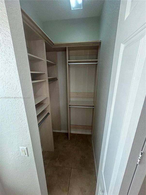 Interior, Walk-in Closets
