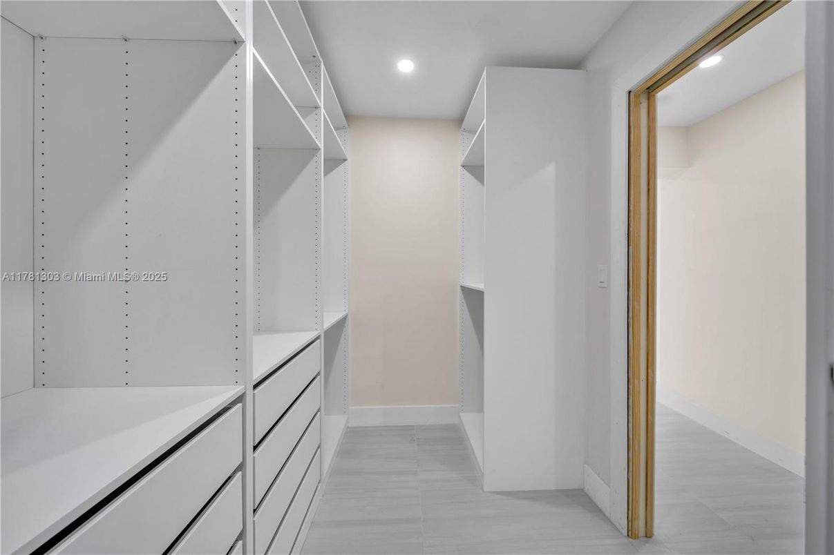 Interior, Recessed Lighting, Walk-in Closets