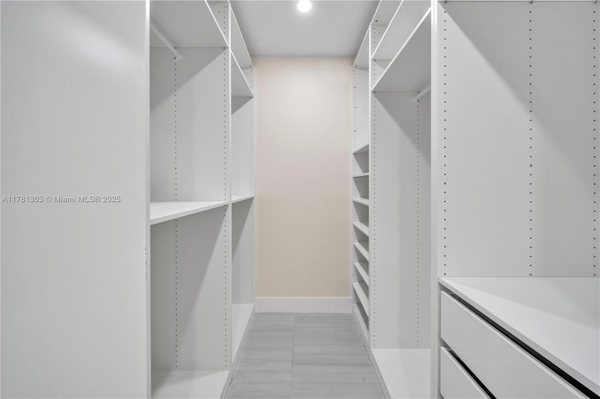 Interior, Recessed Lighting, Walk-in Closets