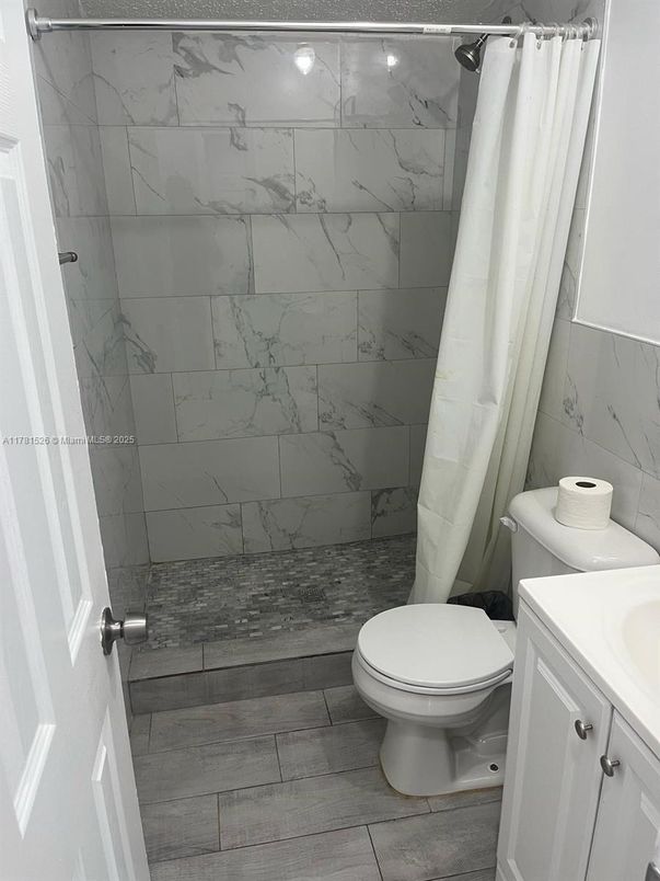 Bathroom, Interior, Marble Walls