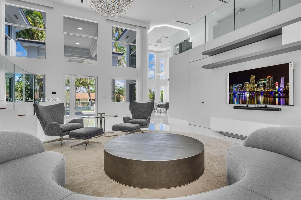 Chandelier, Interior, Living room, Recessed Lighting